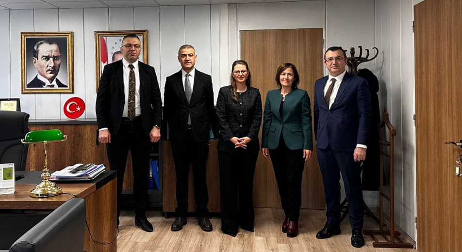 <h1><strong>HUD Başkanı Sn. Birgül DİKMEN ve Yönetim Kurulu Üyelerinin ziyaretleri</strong></h1>